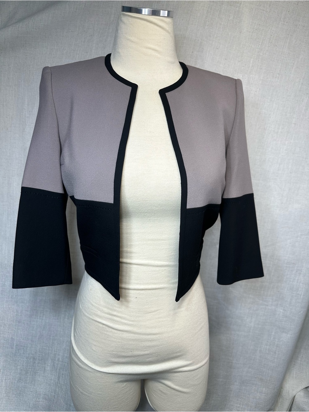 Hugo Boss Jimona Cropped Colorblock Women's Jacket in Taupe and Black NWT